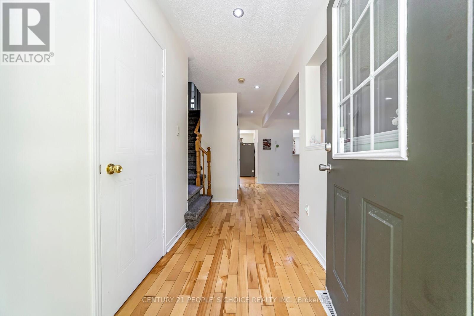 Property at 70 - 5255 GUILDWOOD WAY image 5