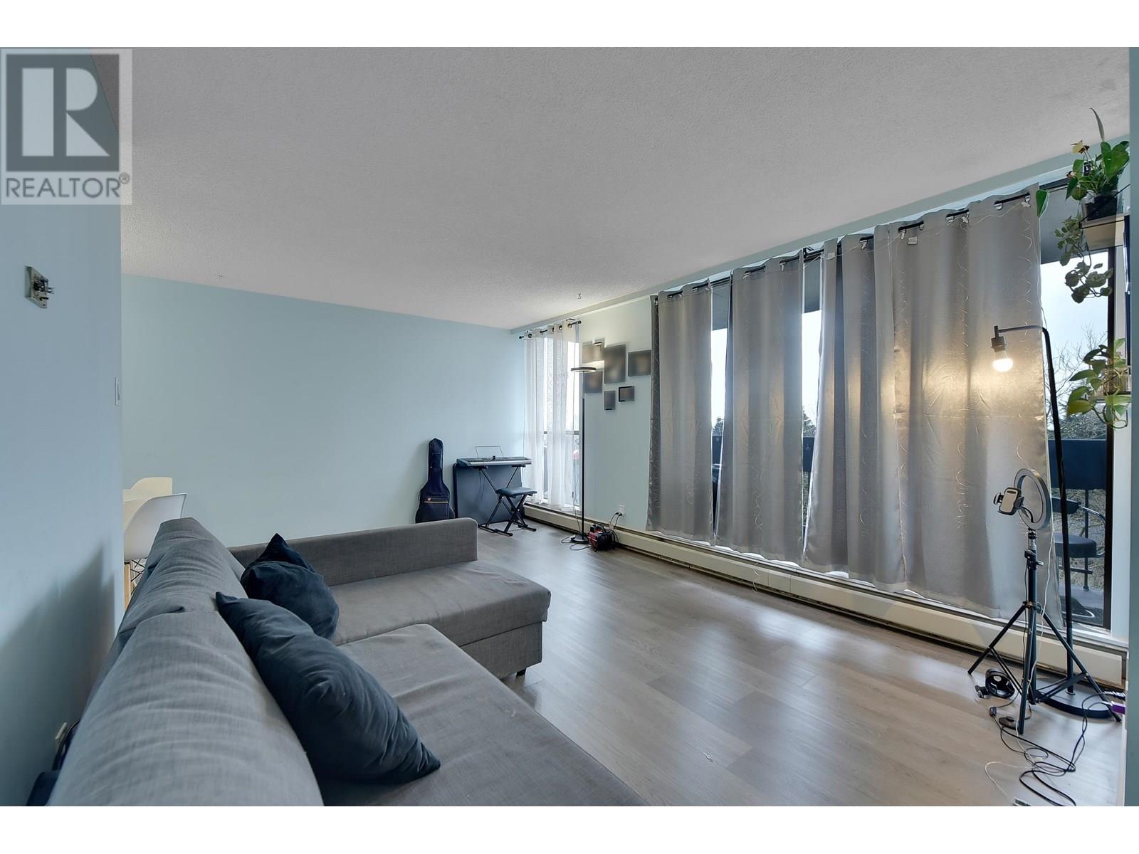 605 6759 Willingdon Avenue, Burnaby, British Columbia  V5H 3Y9 - Photo 2 - R3023624