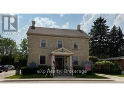 15 MCNAB STREET, Brockton, Ontario