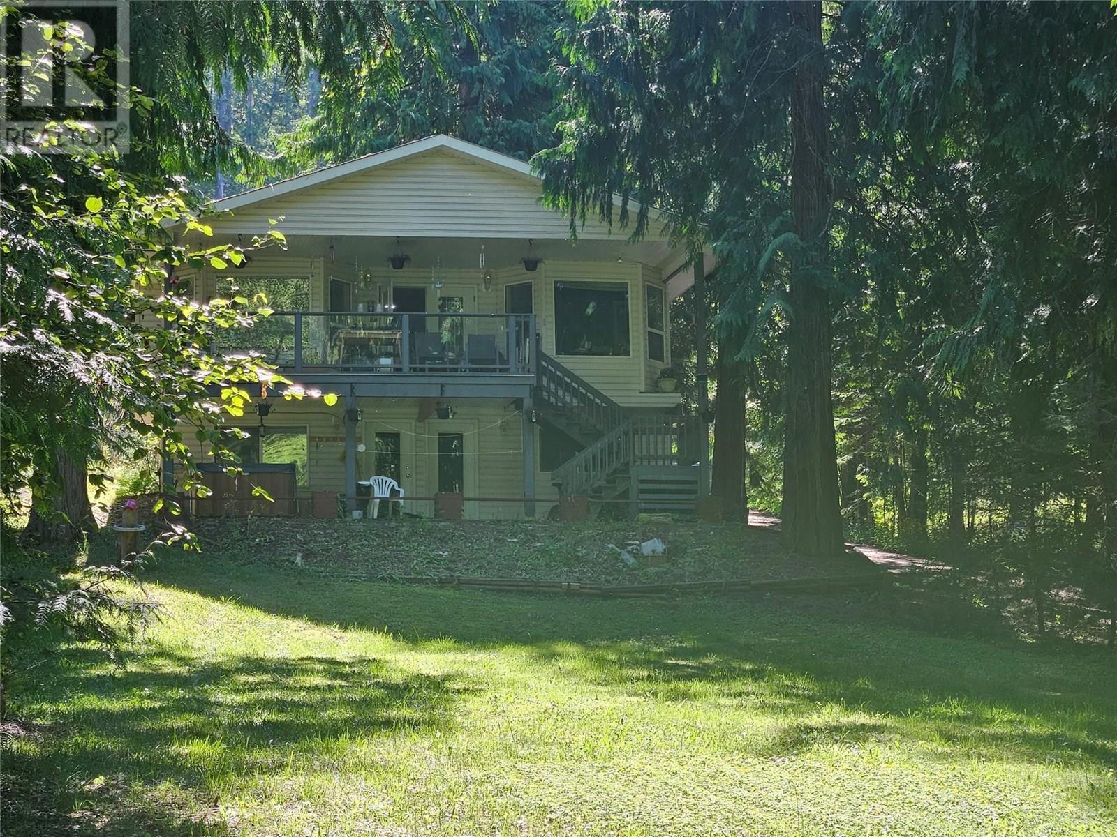 534 BAYVIEW Road Lot# 6, nakusp, British Columbia