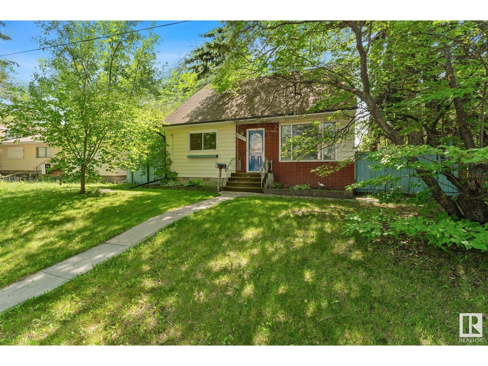 Property at 10907 62 AV NW image 1