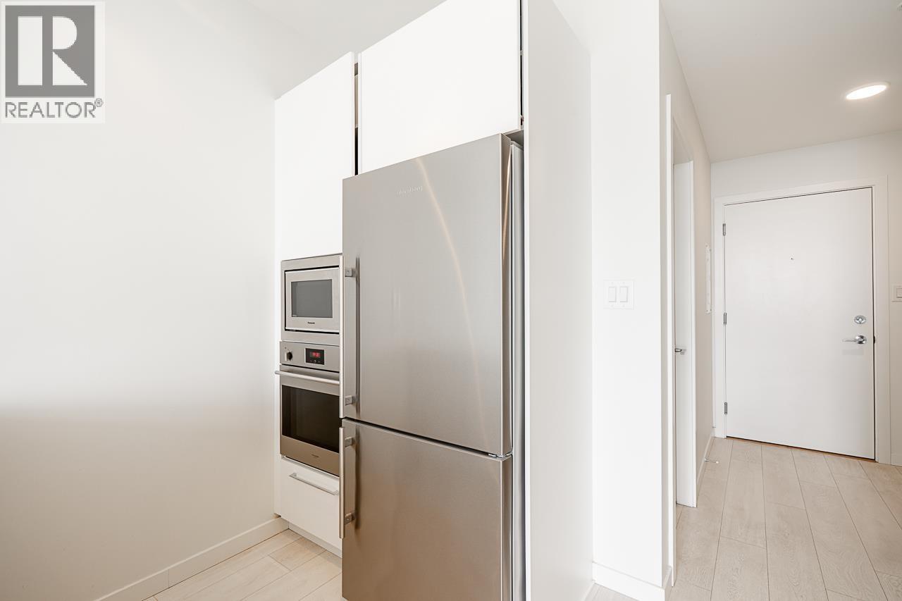 603 691 North Road, Coquitlam, British Columbia  V3J 0H9 - Photo 8 - R3022080