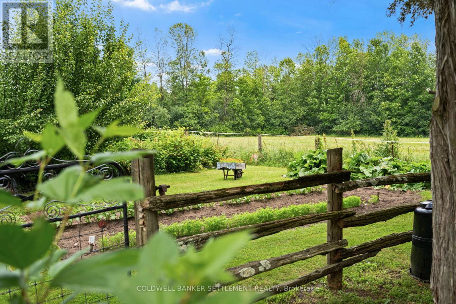 394 Elliott Road, Tay Valley, Ontario  K7H 3C9 - Photo 17 - X12270940