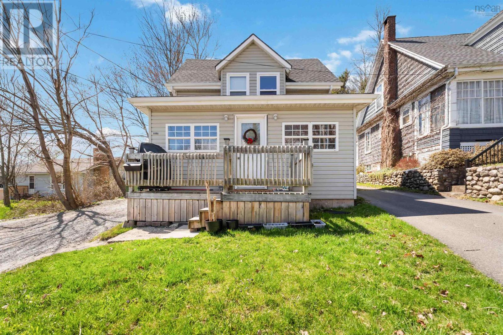 886 King Street, Windsor, Nova Scotia  B0N 2T0 - Photo 1 - 202511684