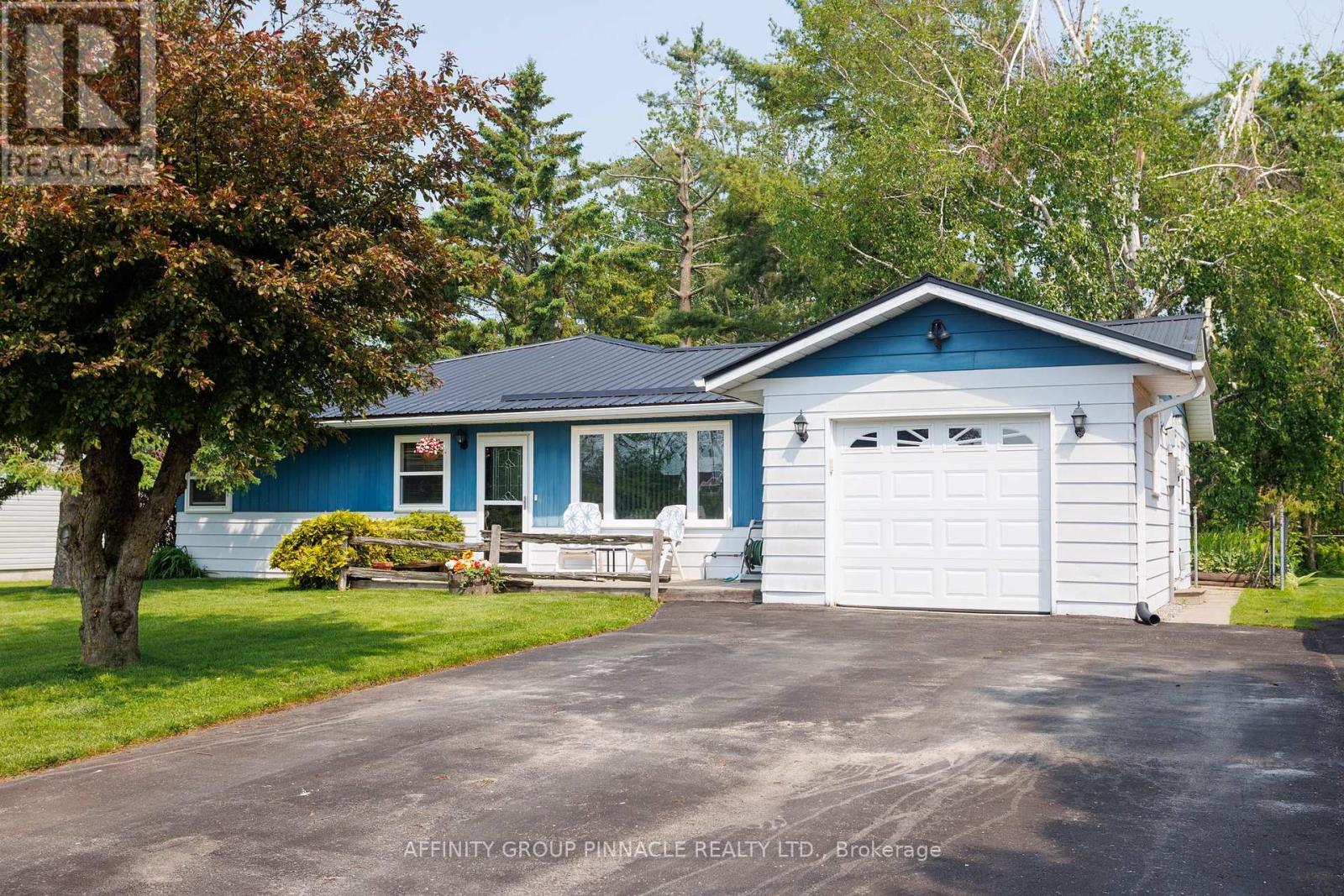 Property at 46 MAPLEWOOD AVENUE image 1