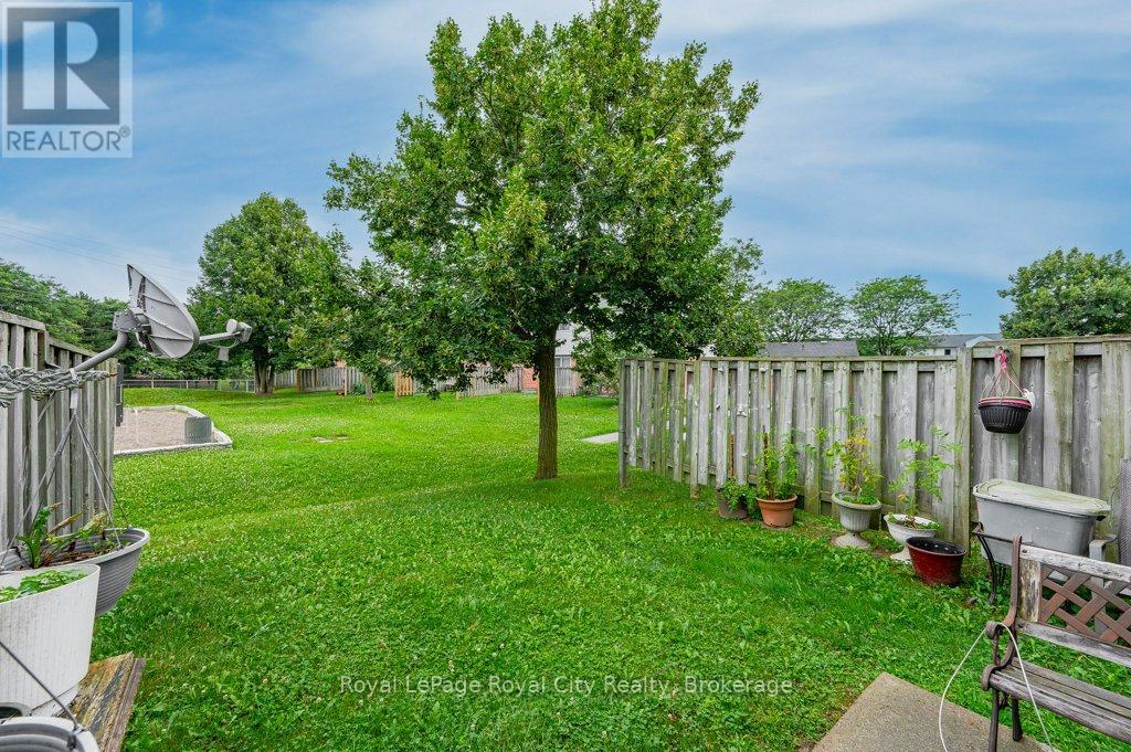 6 - 40 Imperial Road N, Guelph, Ontario  N1H 8B4 - Photo 3 - X12270806