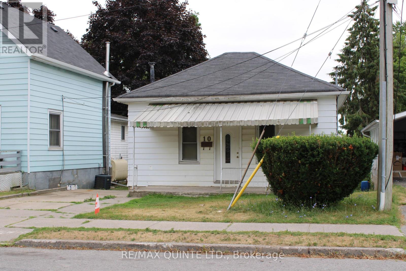 Property at 10 TERRANCE STREET image 1