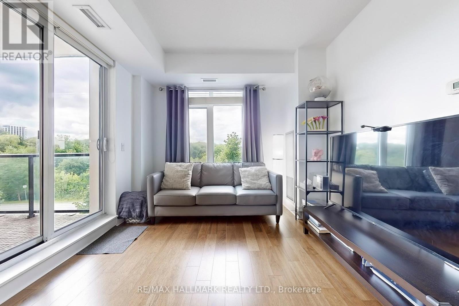 203 - 151 Upper Duke Crescent, Markham, Ontario  L6G 0E1 - Photo 11 - N12270759