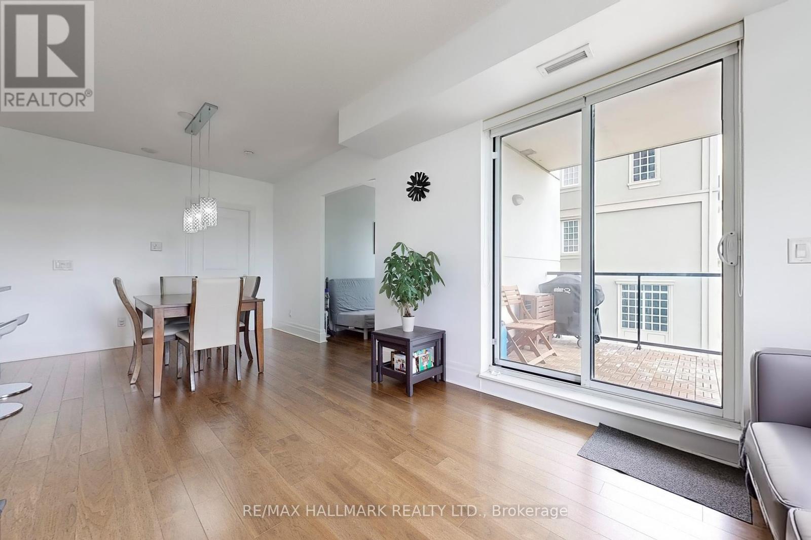 203 - 151 Upper Duke Crescent, Markham, Ontario  L6G 0E1 - Photo 12 - N12270759