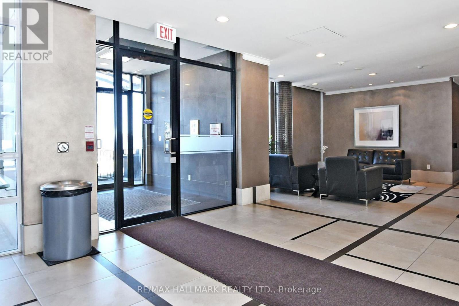 203 - 151 Upper Duke Crescent, Markham, Ontario  L6G 0E1 - Photo 5 - N12270759