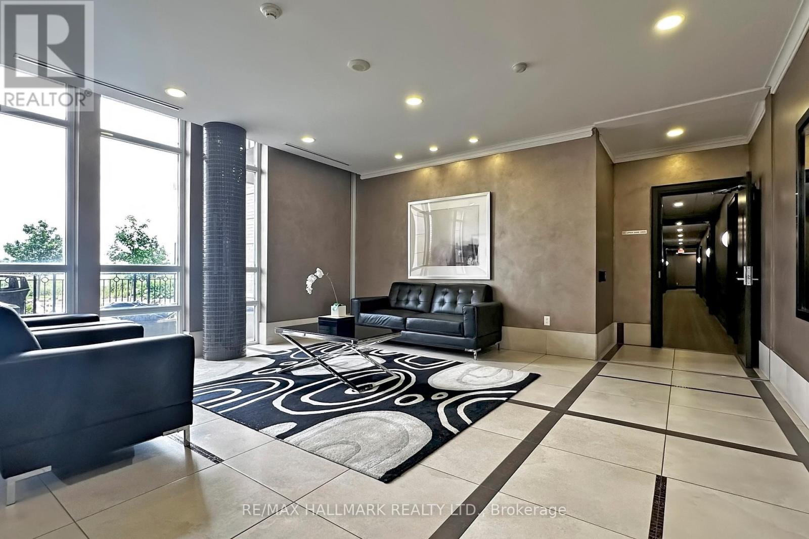 203 - 151 Upper Duke Crescent, Markham, Ontario  L6G 0E1 - Photo 6 - N12270759