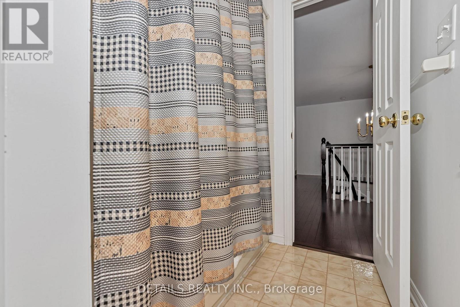 1020 Ambleside Crescent S, Kingston (North Of Taylor-Kidd Blvd), Ontario  K7P 2B3 - Photo 32 - X12270814