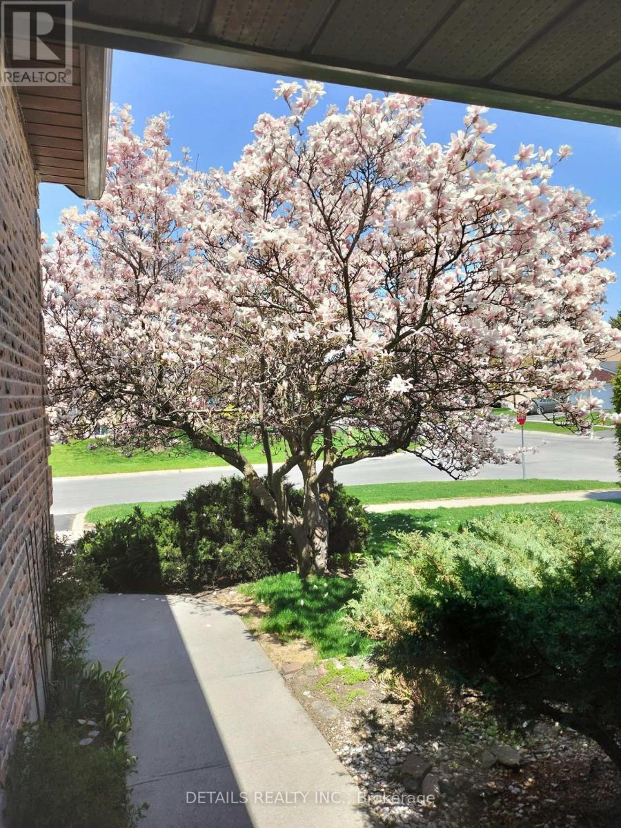 1020 Ambleside Crescent S, Kingston (North Of Taylor-Kidd Blvd), Ontario  K7P 2B3 - Photo 4 - X12270814