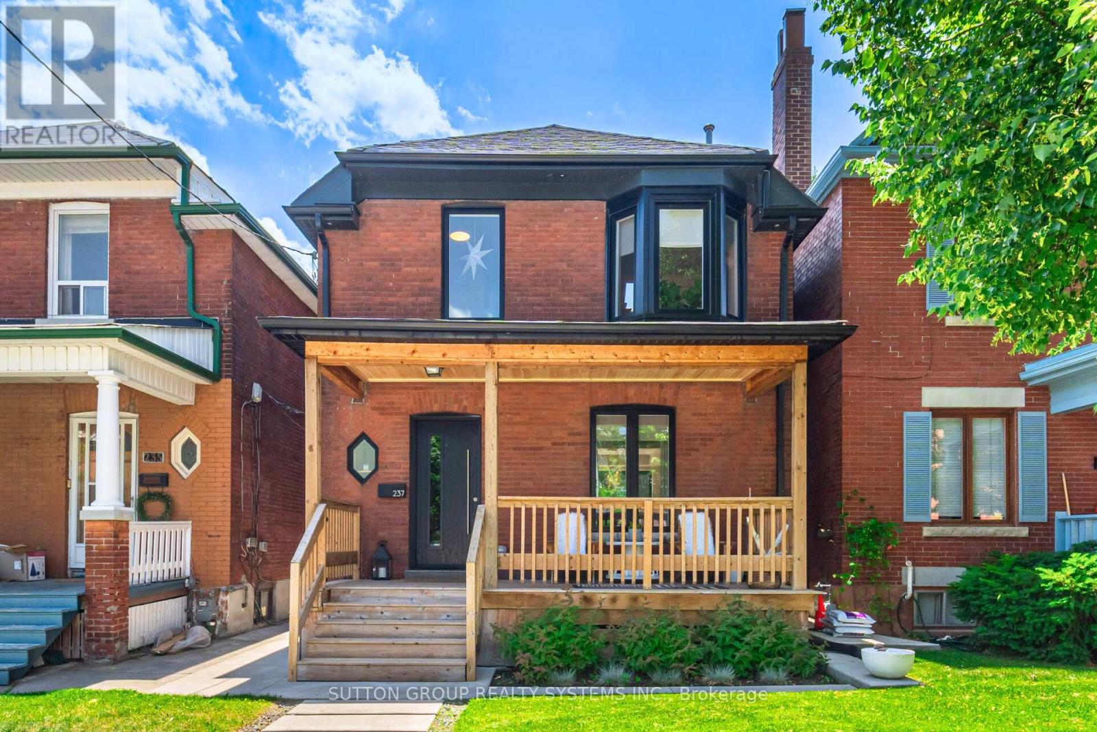 Property at 237 ST JOHNS ROAD image 1