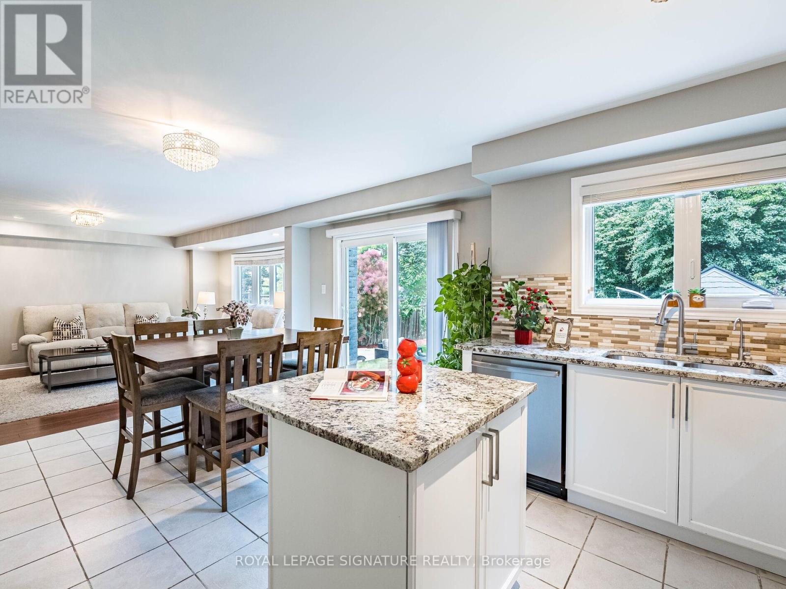 1013 Freeman Trail W, Milton (Be Beaty), Ontario  L9T 5T3 - Photo 18 - W12270749