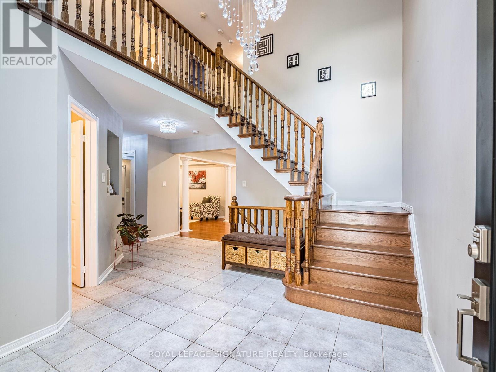 1013 Freeman Trail W, Milton (Be Beaty), Ontario  L9T 5T3 - Photo 7 - W12270749
