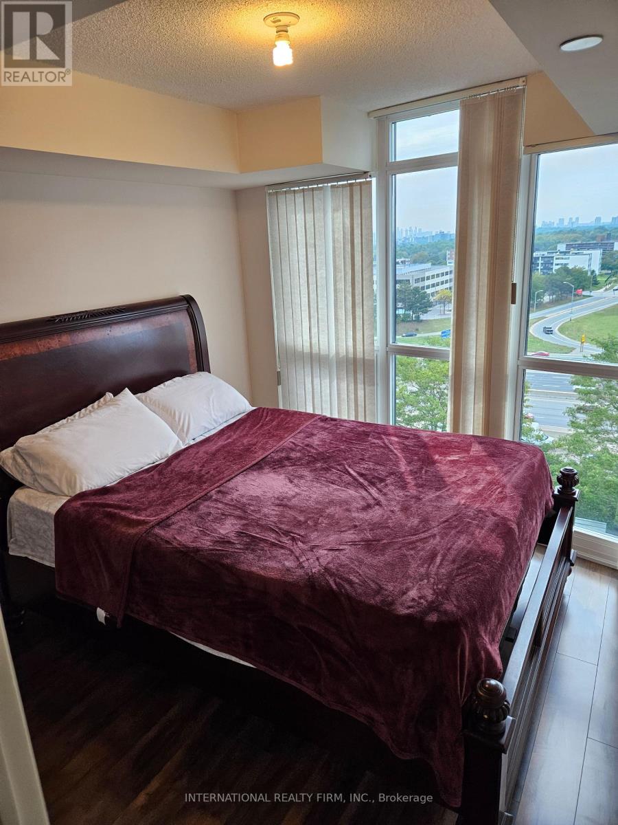 1005 - 1 Valhalla Inn Road N, Toronto, Ontario  M9B 1S9 - Photo 11 - W12270776
