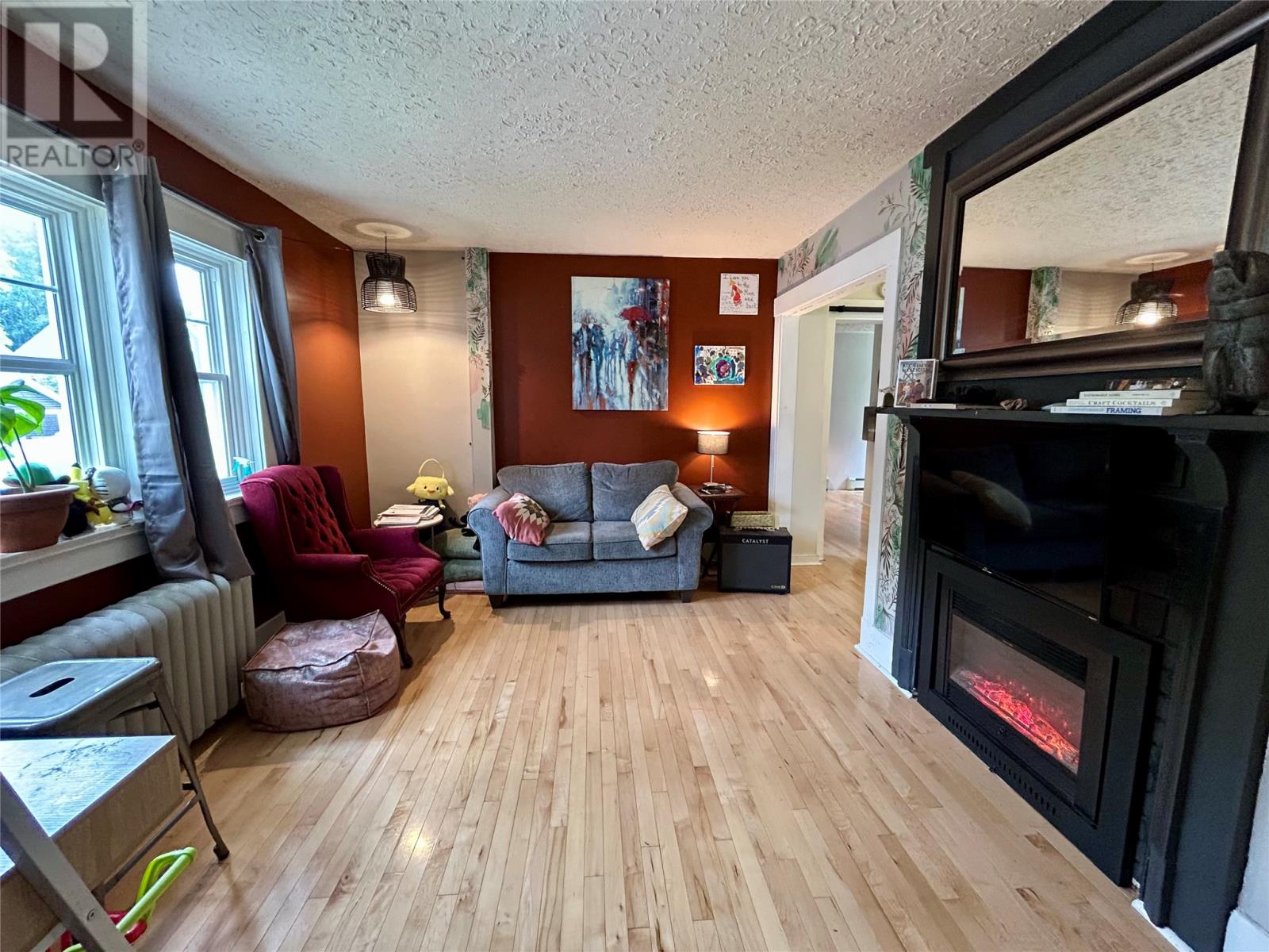 Property at 35 East Valley Road image 5
