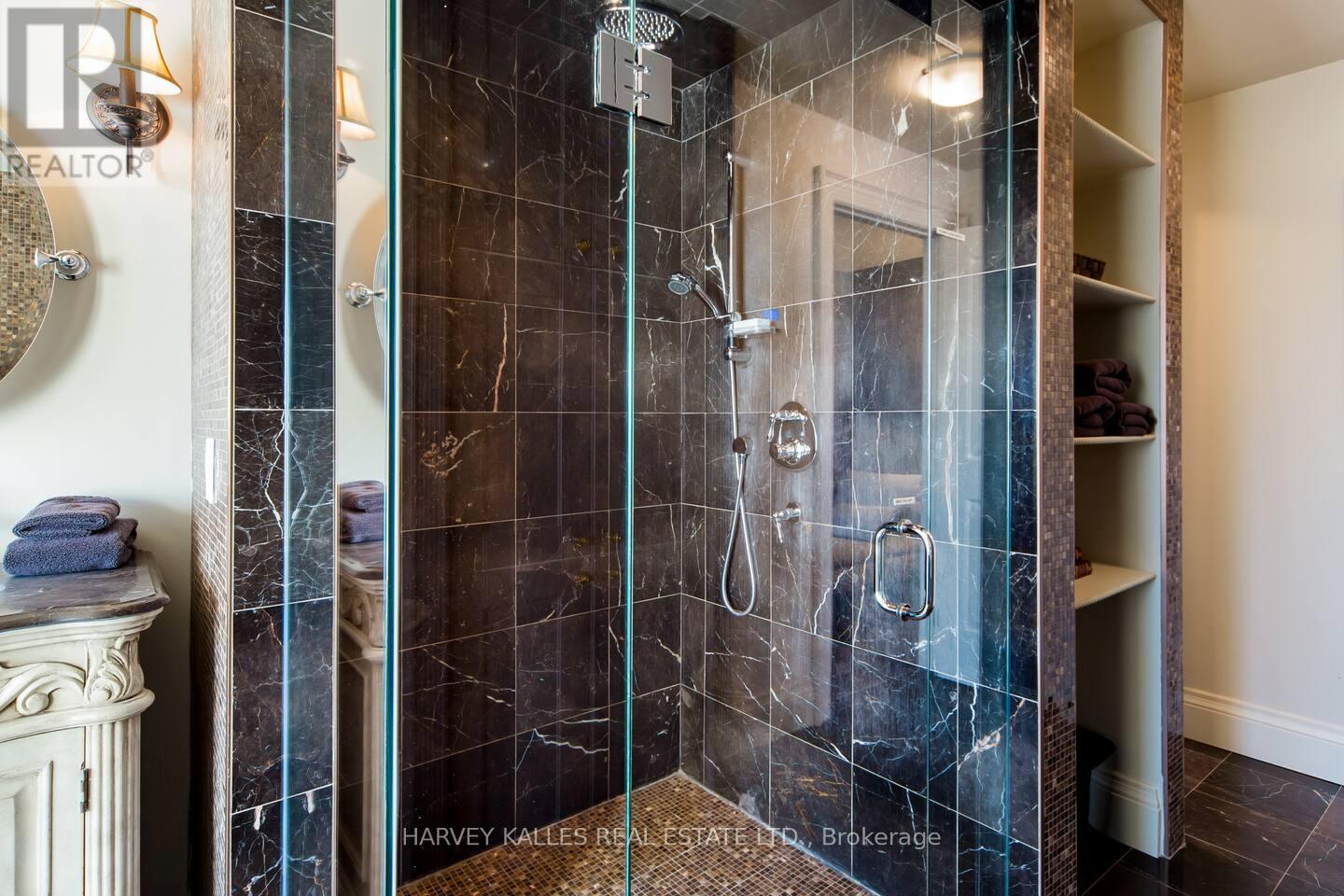 241 St Clair Avenue W, Toronto, Ontario  M4V 1R3 - Photo 39 - C12270801