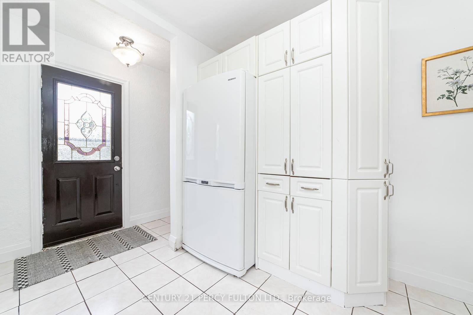 Property at 7 FLEMPTON CRESCENT image 3