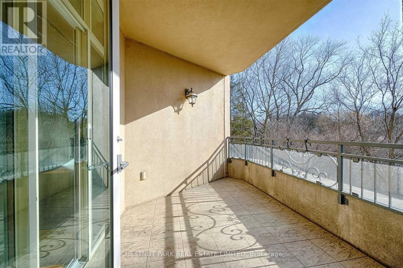212 - 7071 Bayview Avenue, Markham (Bayview Glen), Ontario  L3T 7Y8 - Photo 16 - N12270915
