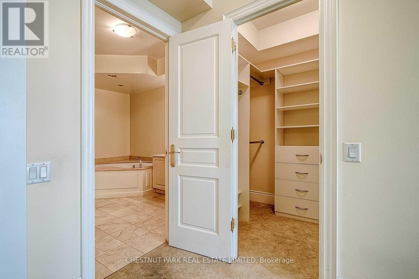 212 - 7071 Bayview Avenue, Markham (Bayview Glen), Ontario  L3T 7Y8 - Photo 23 - N12270915