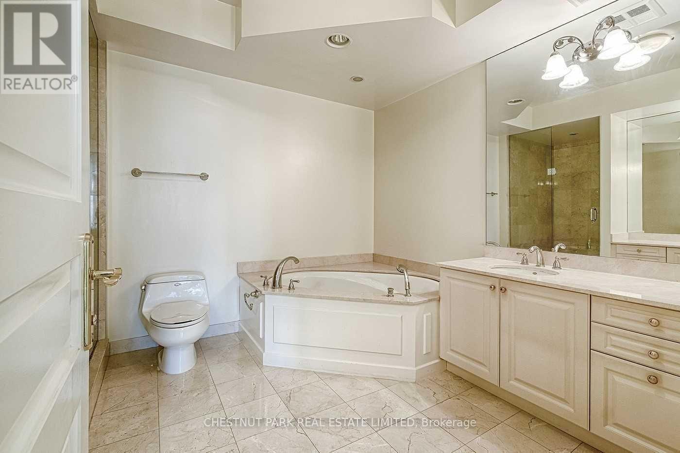 212 - 7071 Bayview Avenue, Markham (Bayview Glen), Ontario  L3T 7Y8 - Photo 24 - N12270915