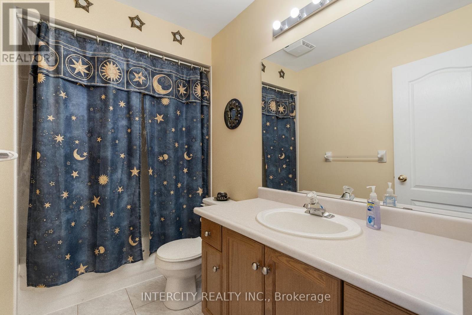 17 - 15 Pottery Place, Vaughan, Ontario  L4L 9J6 - Photo 30 - N12270933