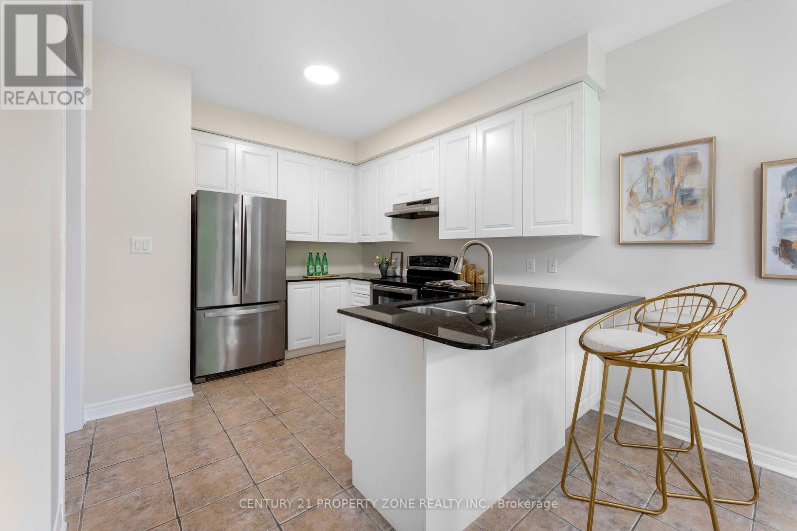 9 Booth Street, Bradford West Gwillimbury, Ontario  L3Z 0A3 - Photo 15 - N12270943