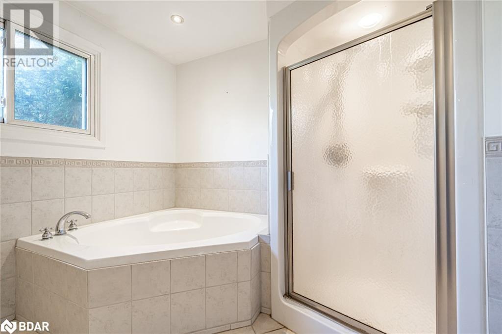 211 Phillips Street, Barrie, Ontario  L4N 3V2 - Photo 13 - 40749294