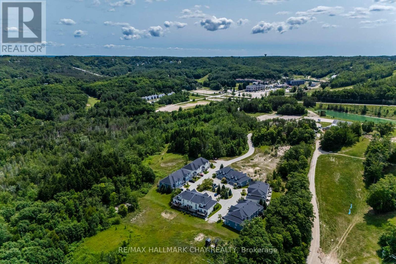57 High Vista Drive, Oro-Medonte (Horseshoe Valley), Ontario  L4M 4Y8 - Photo 2 - S12185530