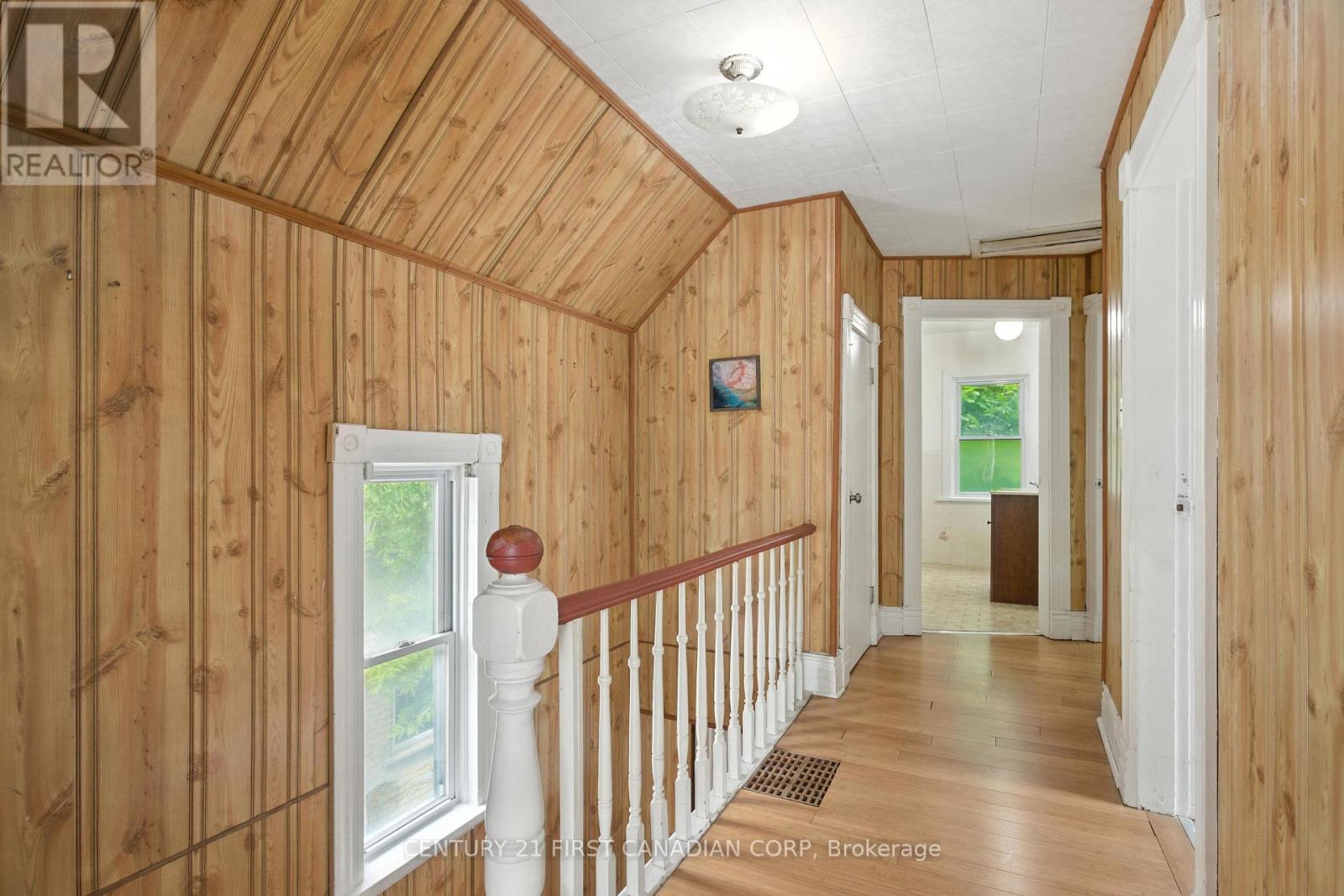 111 Wharncliffe Road, London North, Ontario  N6H 2A8 - Photo 19 - X12271022