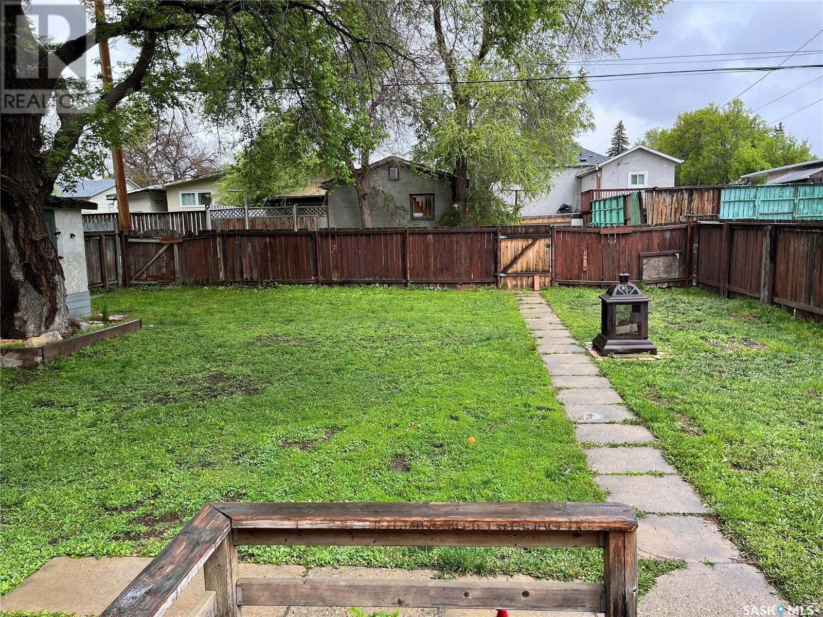 Property at 1130 Athabasca STREET W image 4