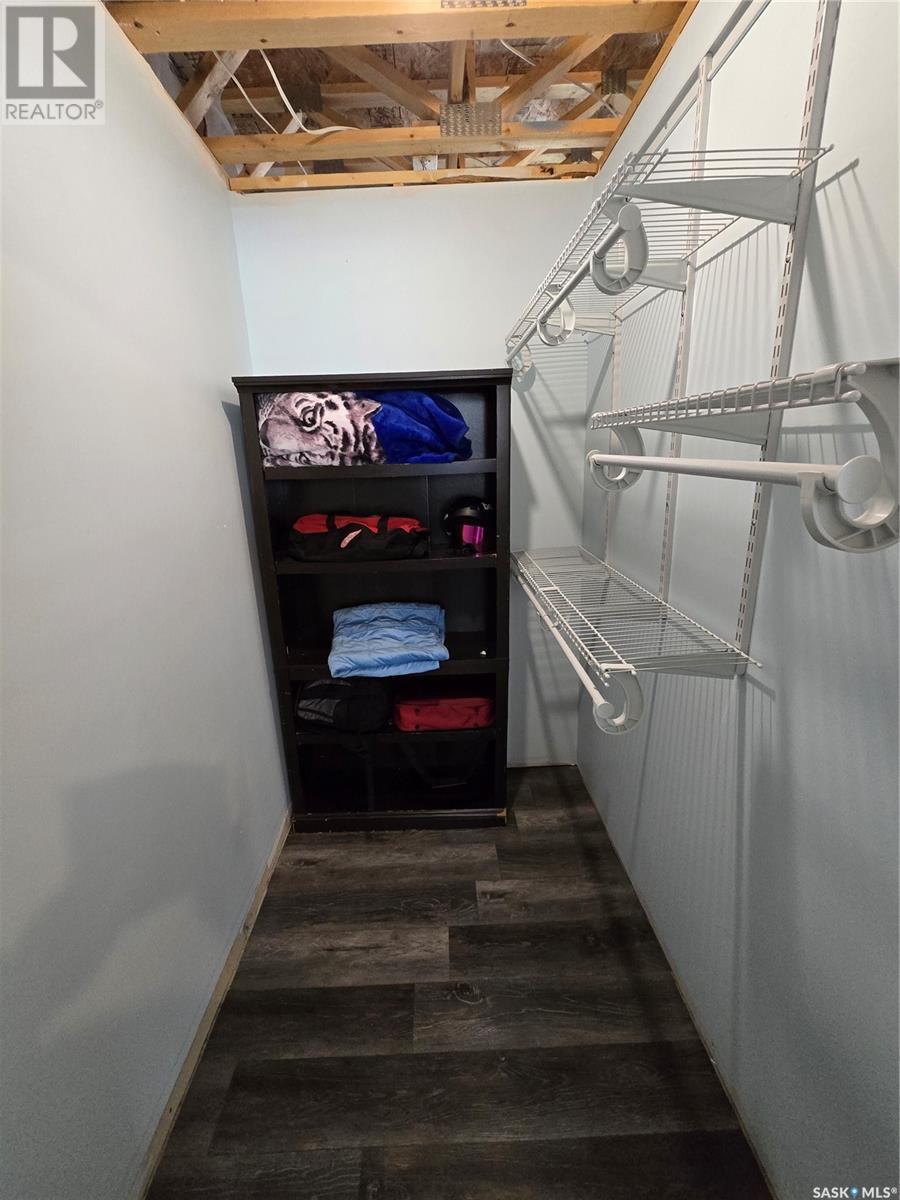 601 Confederation Drive, Weyburn, Saskatchewan  S4H 3R1 - Photo 40 - SK011945