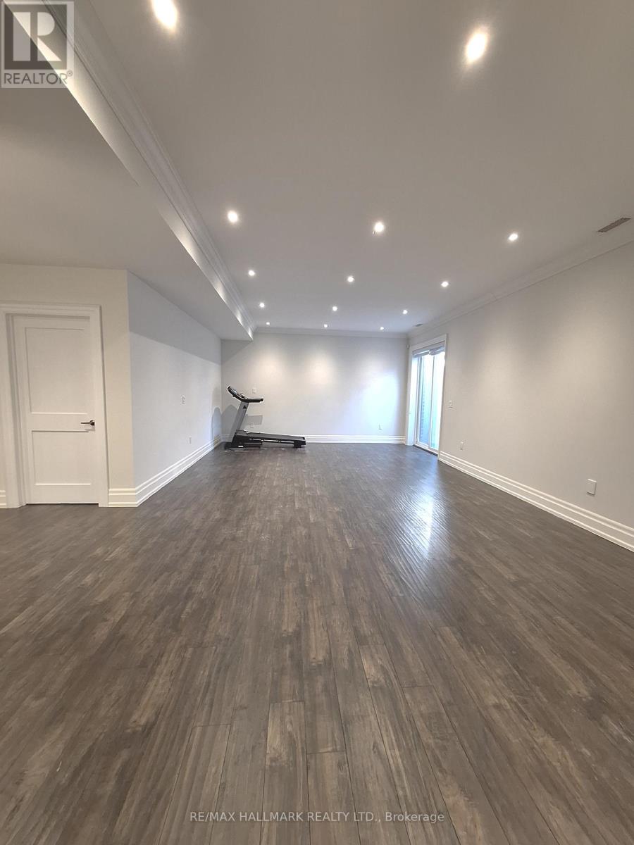 Lower - 38 Harrison Avenue, Mississauga, Ontario  L5H 2N9 - Photo 12 - W12270805