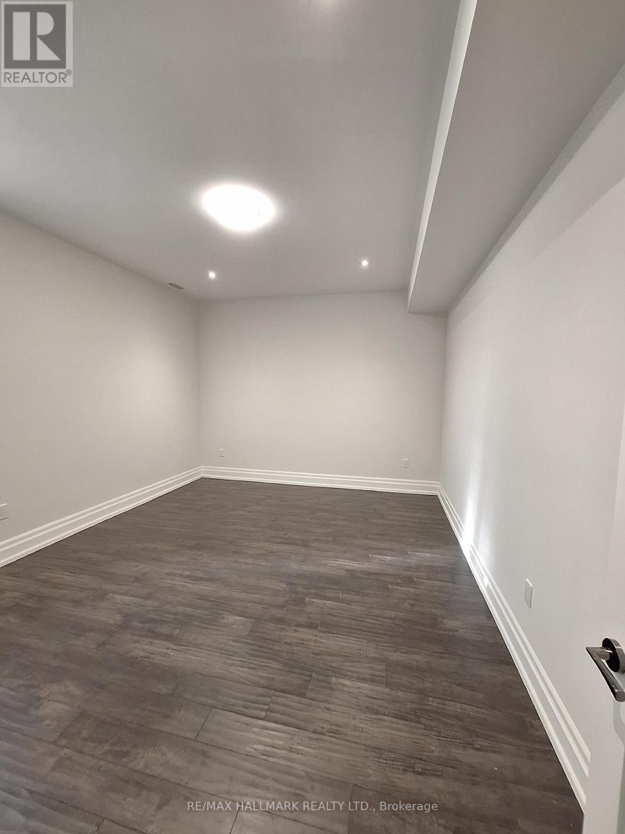Lower - 38 Harrison Avenue, Mississauga, Ontario  L5H 2N9 - Photo 18 - W12270805