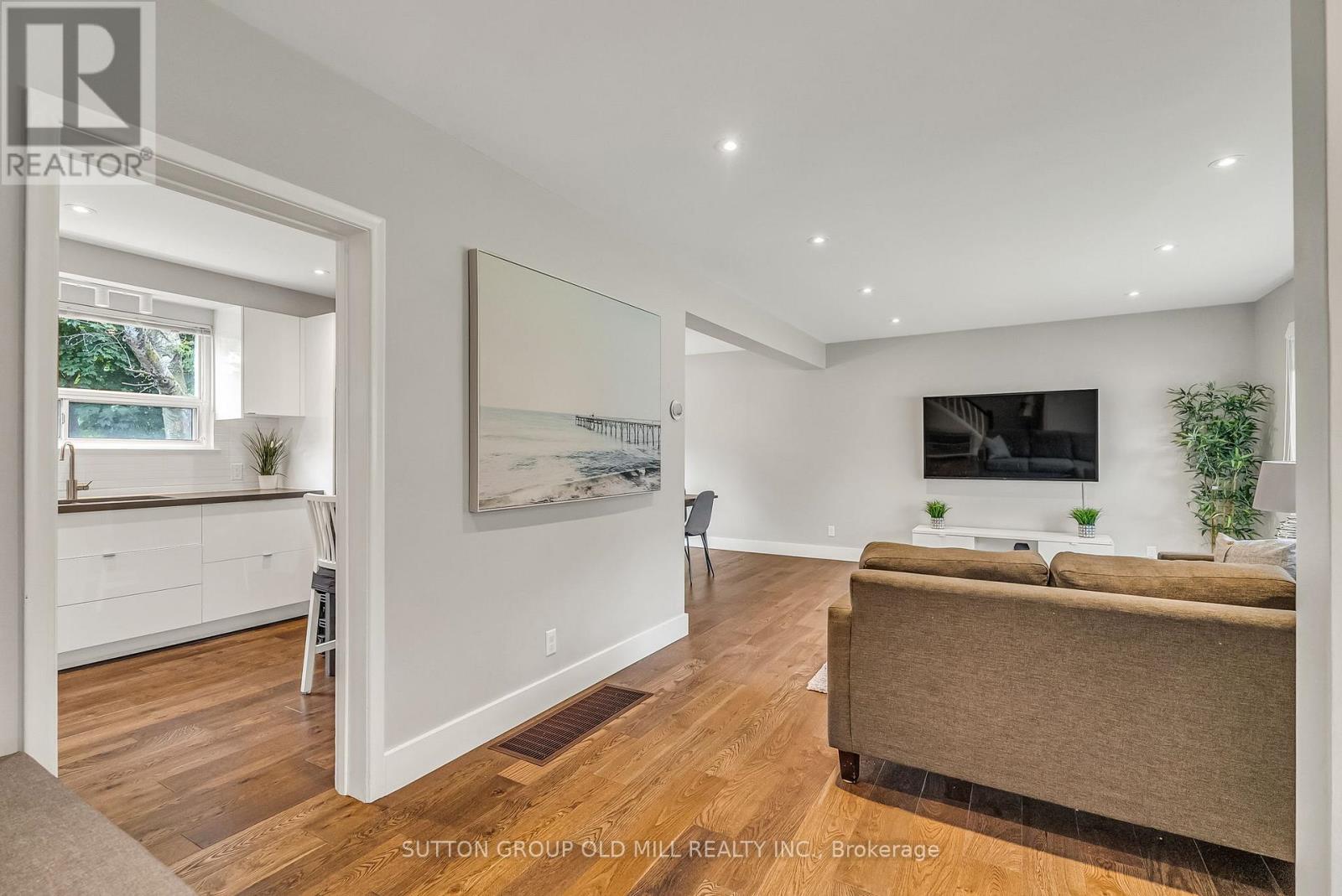 Property at 47 ASHFIELD DRIVE image 4