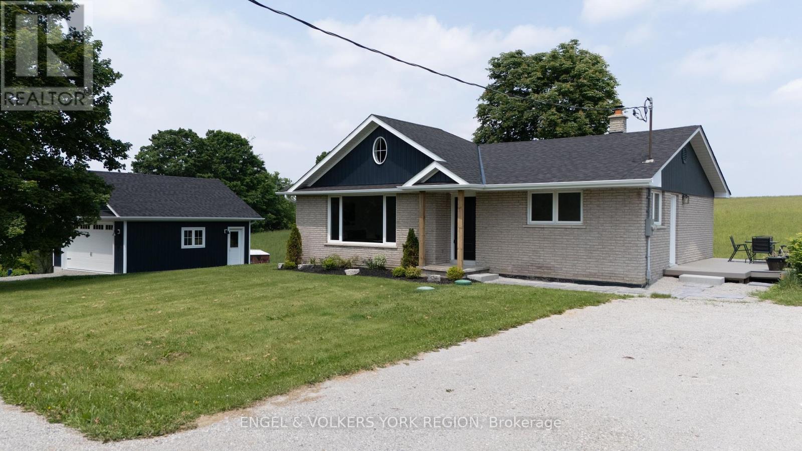 Property at 2754 COUNTY ROAD 89 image 2