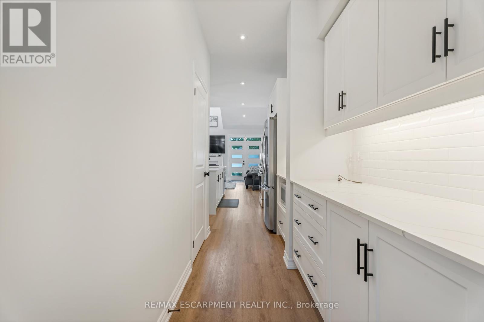 Property at 19 WELCH LANE image 5