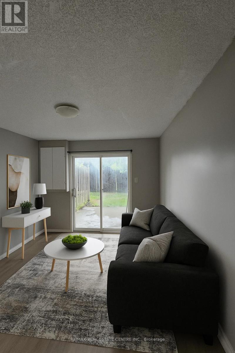 34 - 190 Fleming Drive, London East (East D), Ontario  N5V 5B8 - Photo 6 - X12270892