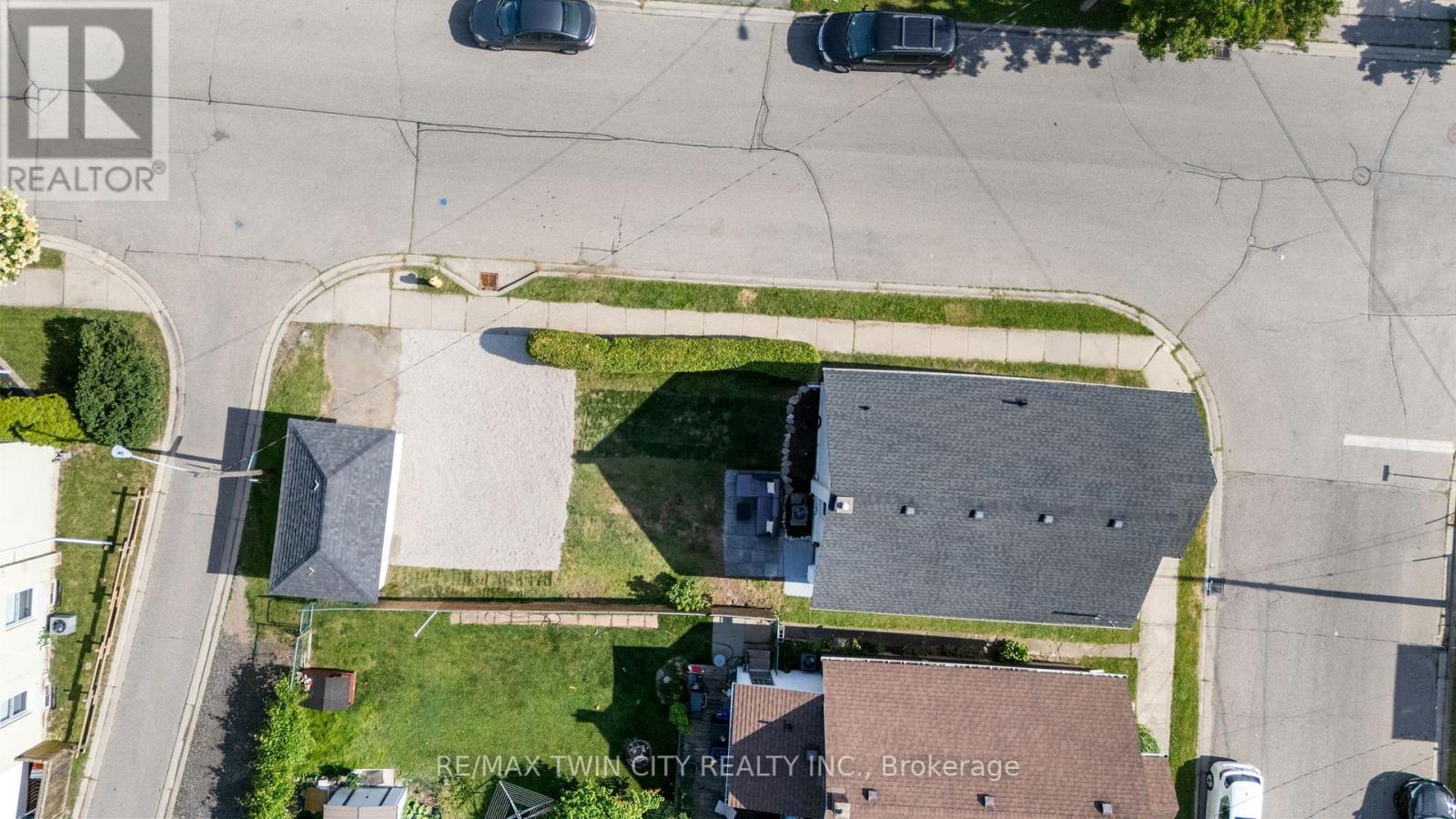 Property at 90 GORDON STREET image 5