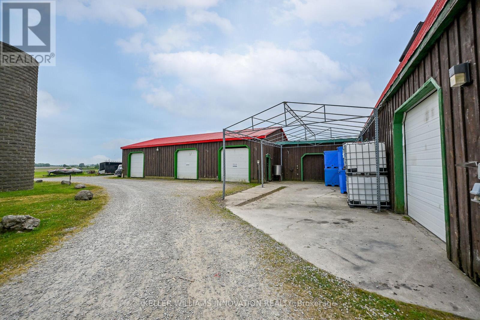3749 Walker Road, Lincoln, Ontario  L0R 1B2 - Photo 10 - X12270980