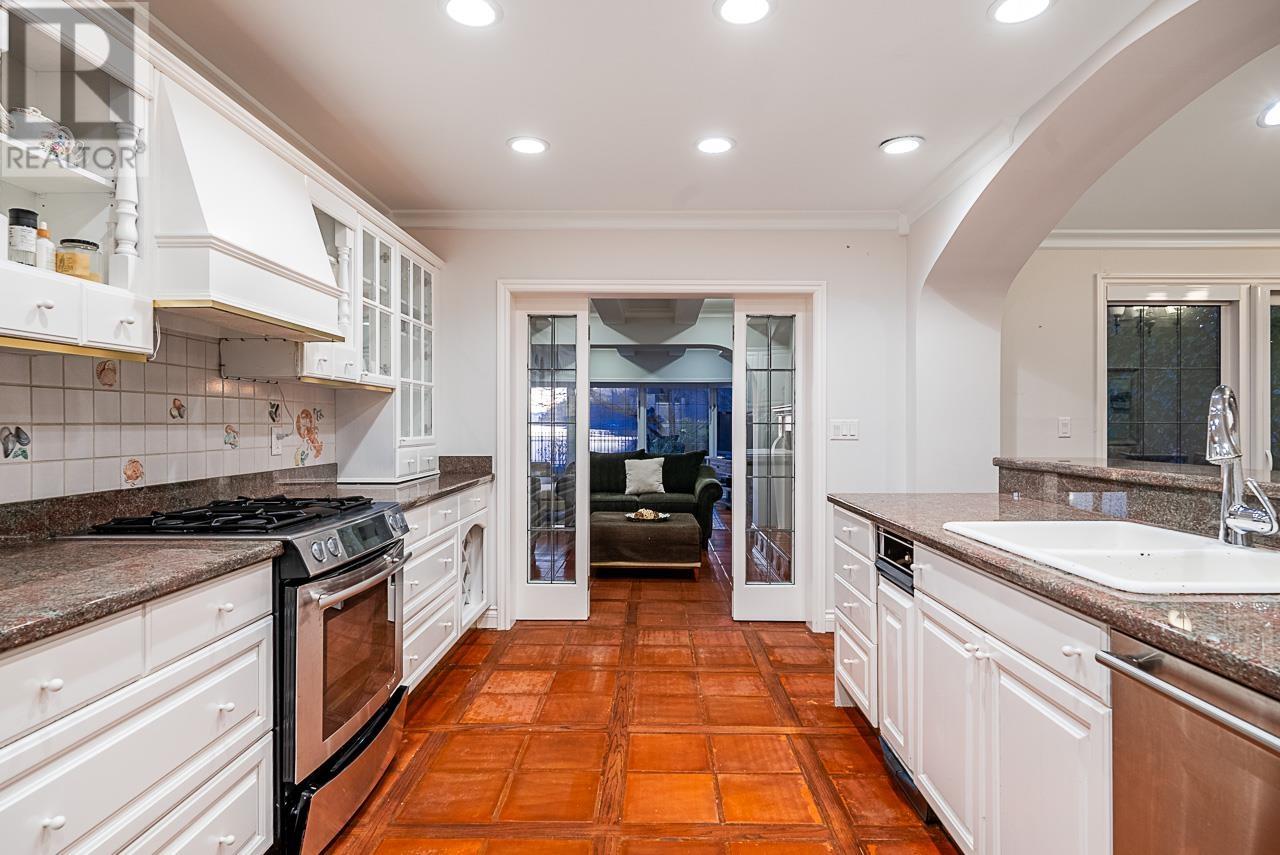 4480 Ross Crescent, West Vancouver, British Columbia  V7W 1B2 - Photo 11 - R3024451