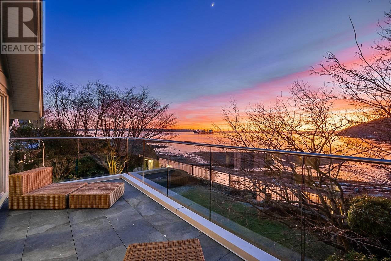 4480 Ross Crescent, West Vancouver, British Columbia  V7W 1B2 - Photo 17 - R3024451