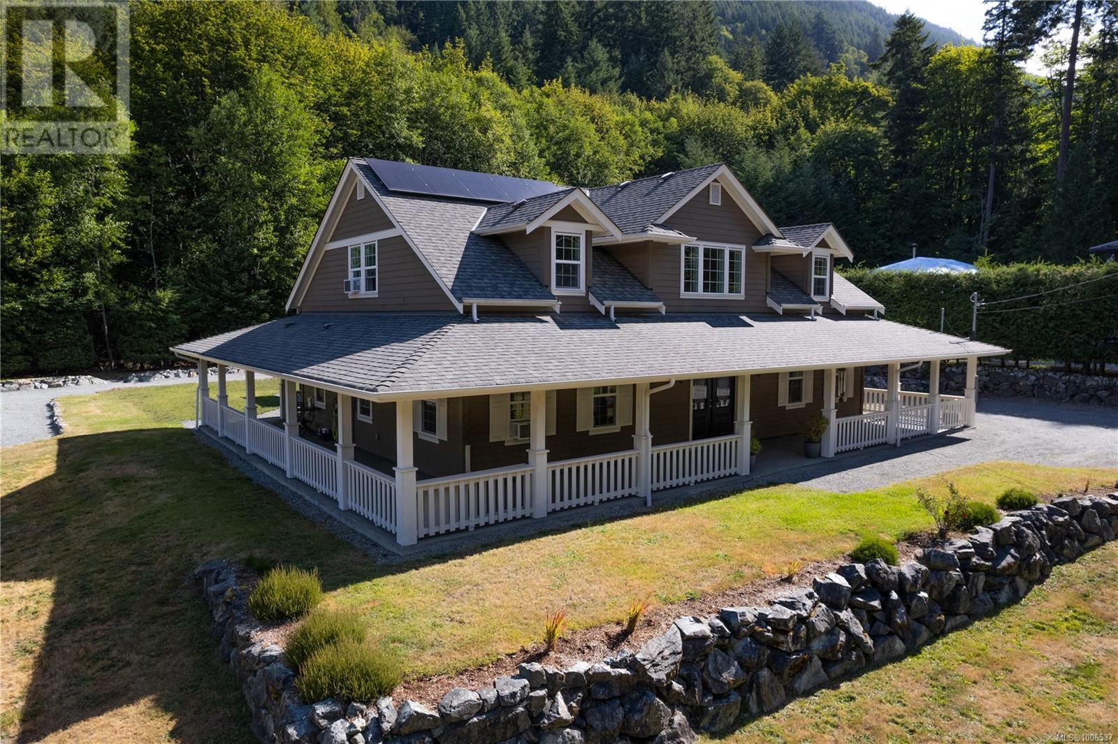 10011 Youbou Rd, Youbou, British Columbia  V0R 3E1 - Photo 3 - 1006537