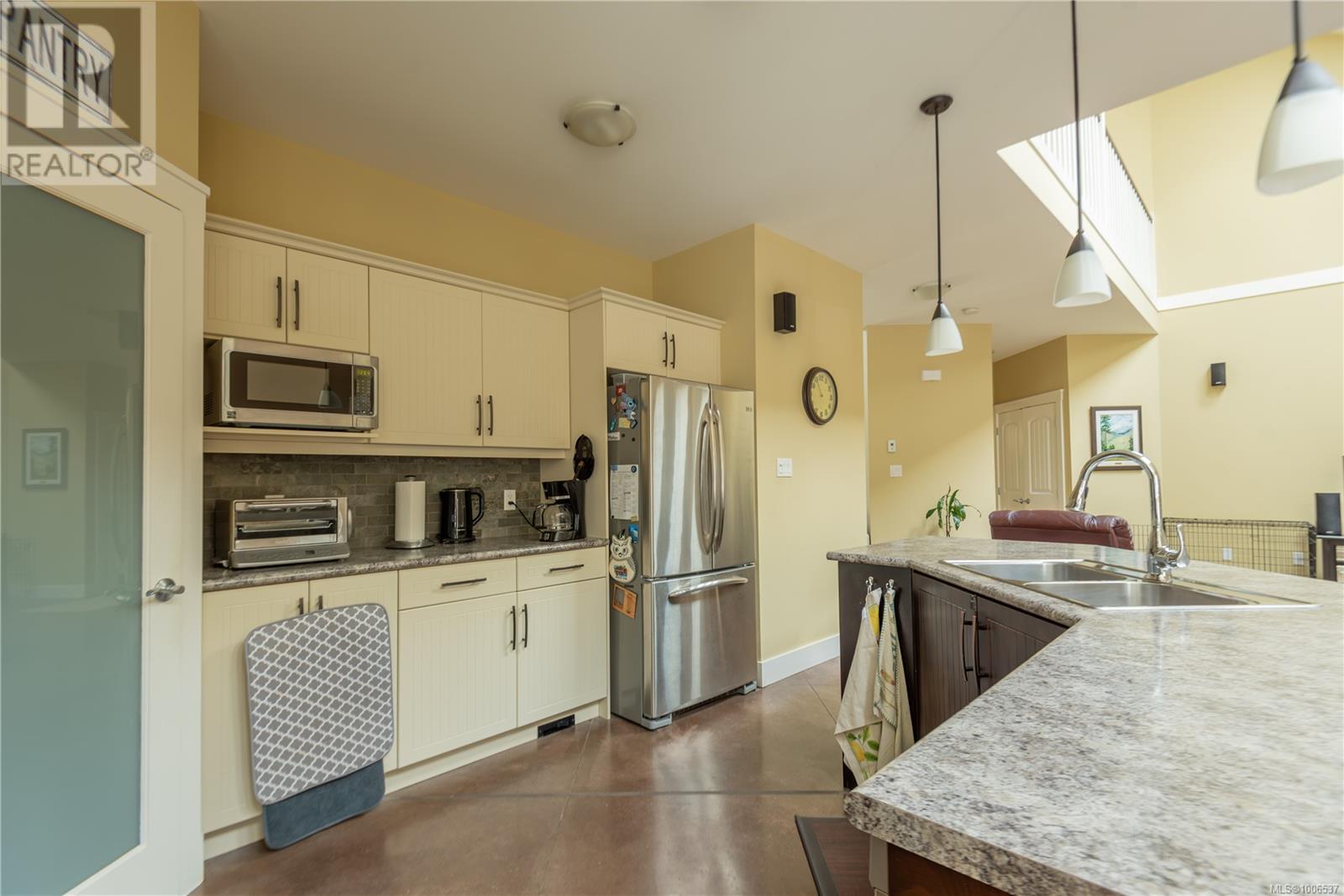 10011 Youbou Rd, Youbou, British Columbia  V0R 3E1 - Photo 13 - 1006537