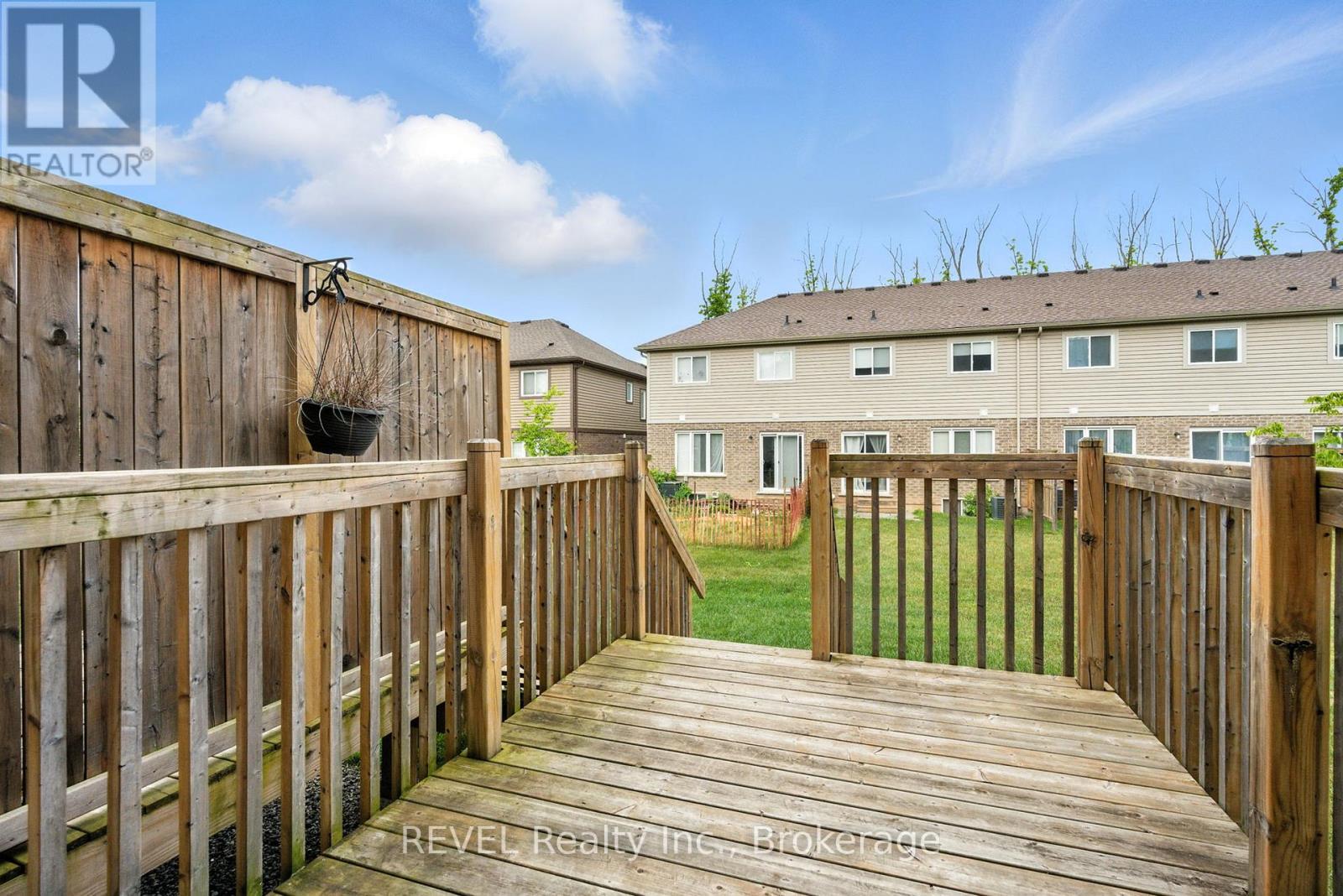 27 - 340 Prospect Point Road N, Fort Erie, Ontario  L0S 1N0 - Photo 20 - X12263875