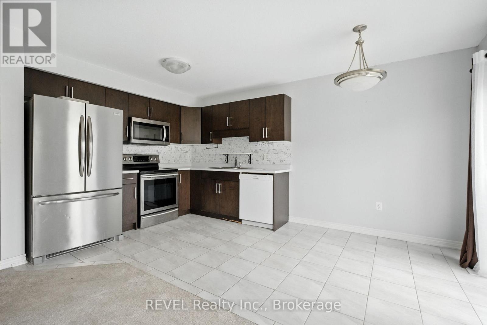 27 - 340 Prospect Point Road N, Fort Erie, Ontario  L0S 1N0 - Photo 8 - X12263875