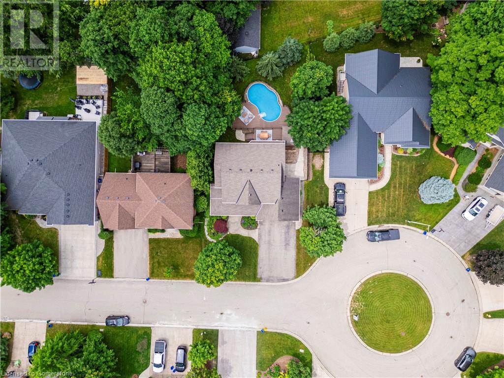 Property at 3 SHADYWOOD Court image 2