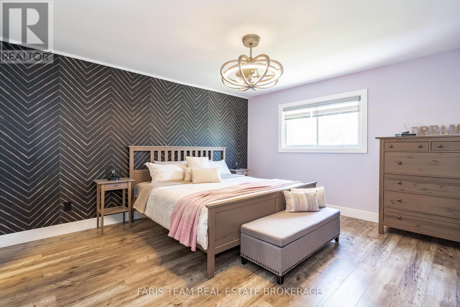 64 Royal Beech Drive, Wasaga Beach, Ontario  L9Z 1H3 - Photo 12 - S12268511